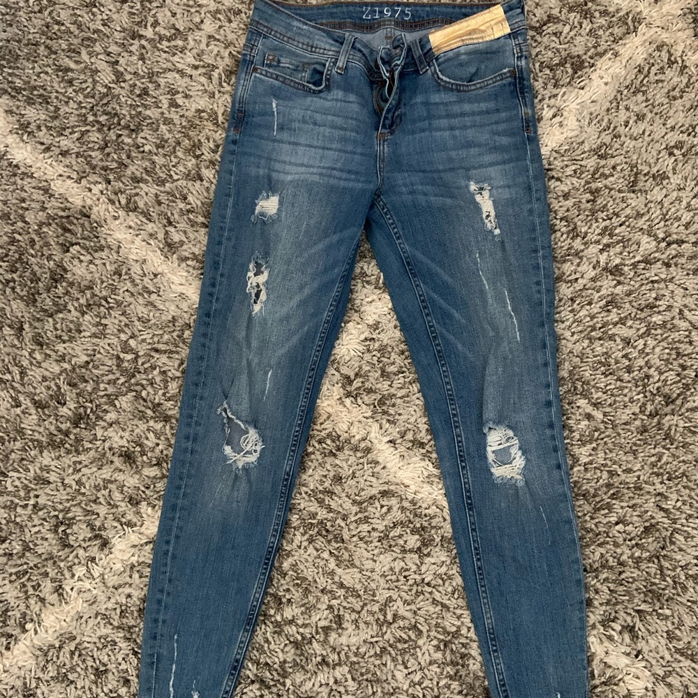 Zara Womens Ripped Jeans ankle zipper